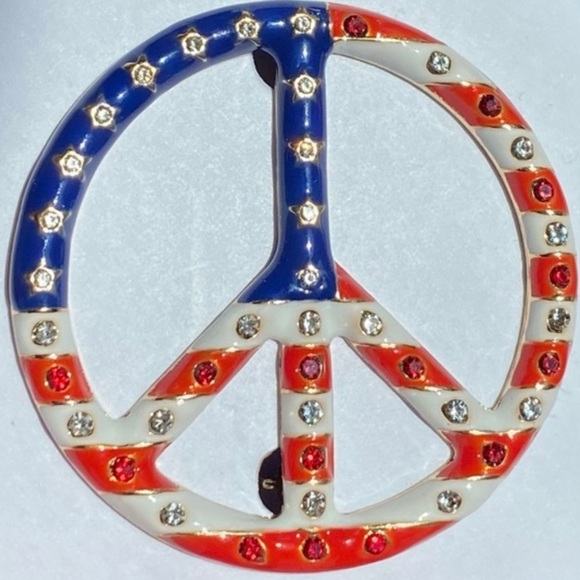 🇺🇸Vineyard Haven Peace sign patriotic brooch new - Picture 7 of 7
